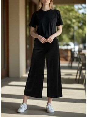 White House Black Market Black Cropped Wide-Leg Pants